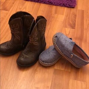 Toddler shoes size 8 Toms